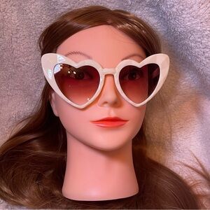 White Oversized Heart-Shaped Sunglasses